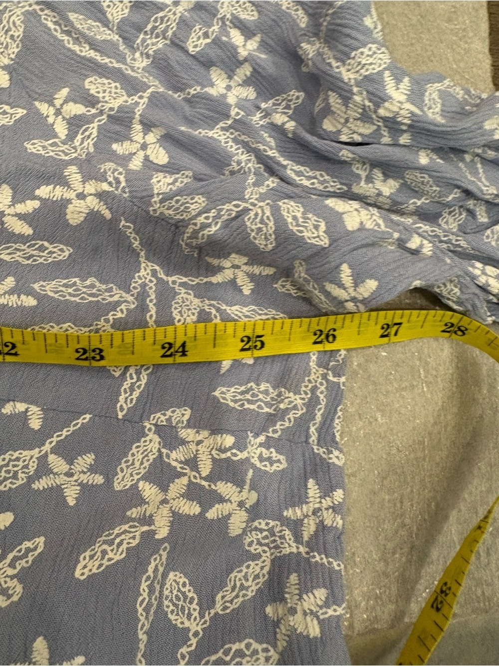 [US20/PTP26’]Bonmarche Light Blue Floral Button-Front Viscose Blouse - Picture 6 of 8